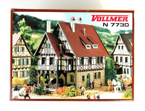 VOLLMER N 7730 ● Timbered Farmhouse / Vakwerkhuis ● N Scale (Kit 98x68x105mm) | Zustand: Nuevo