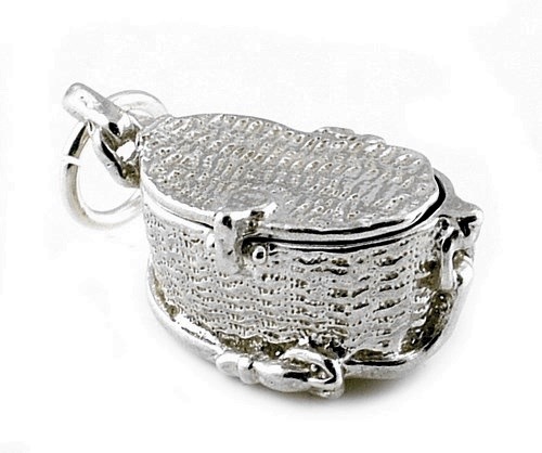 STERLING SILVER OPENING FISHING BASKET CHARM - Picture 1 of 2
