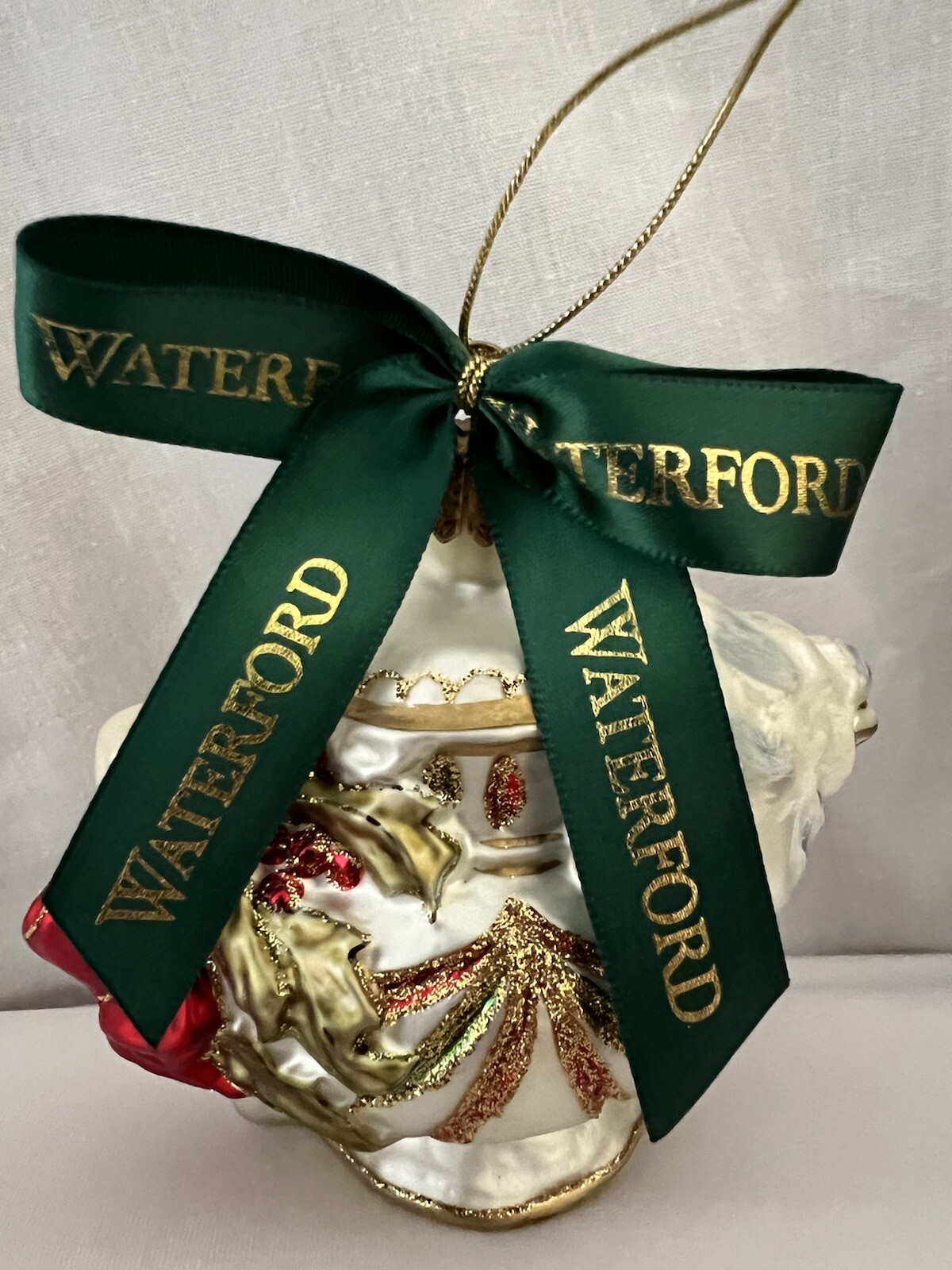 Waterford, Holiday Heirlooms, Ornament OvertureHoliday Teapot