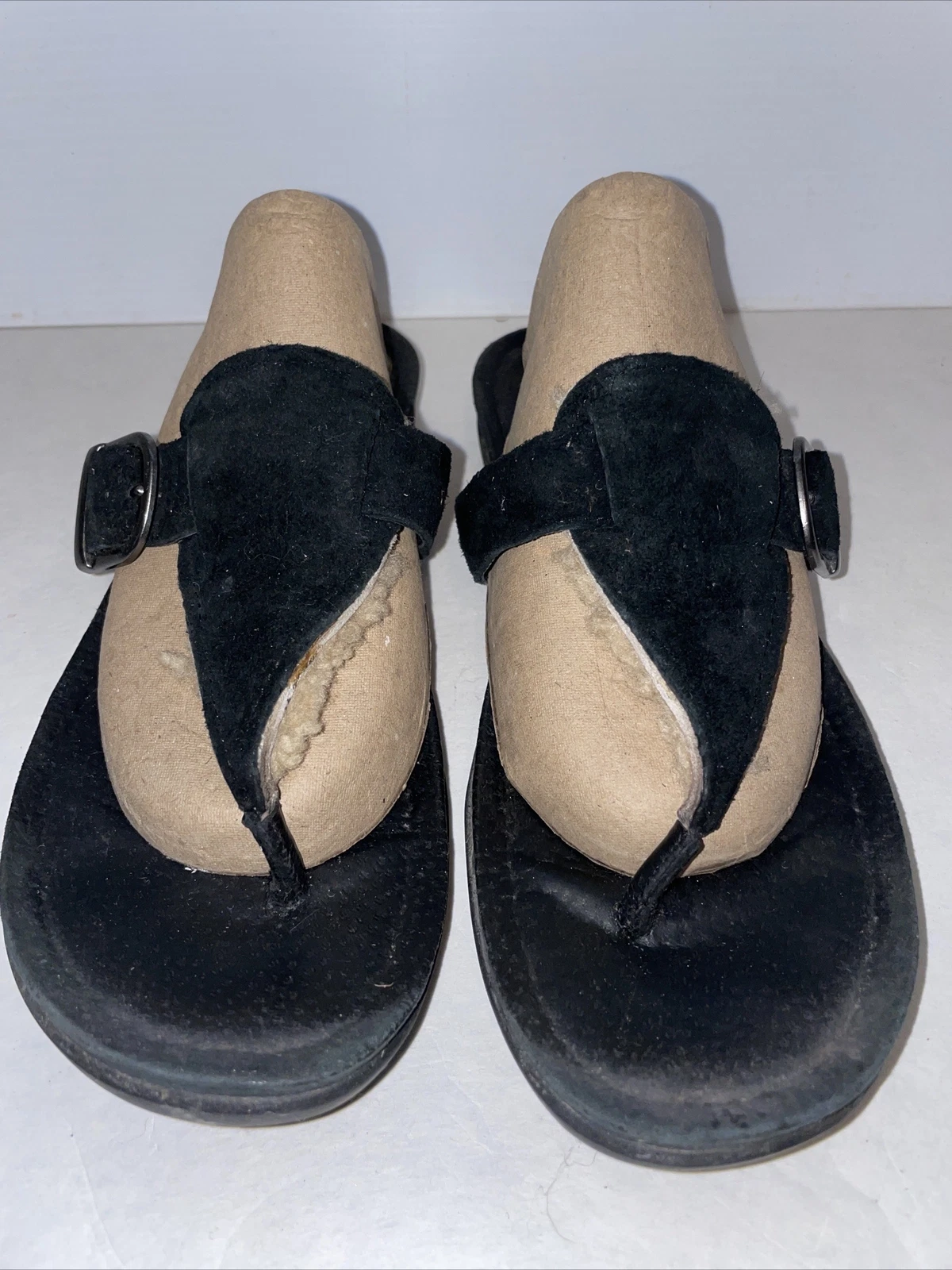 Sandalo da donna UGG taglia 8 9 perizoma infradito nero in pelle scarpe sherpa foderate