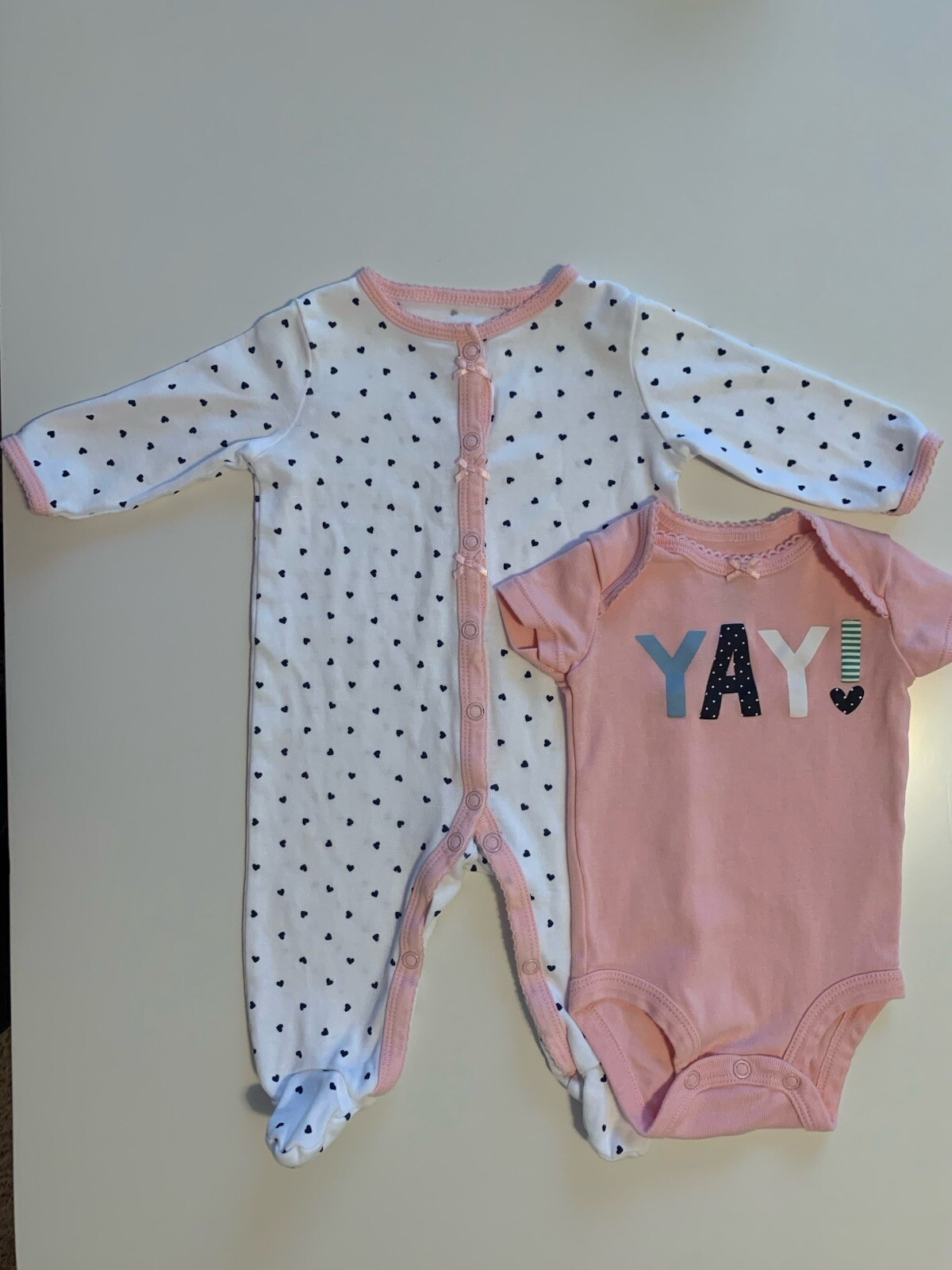 Carter's Valentine Theme Footed Romper / Sleeper Size 3 Months & Bodysuit YAY