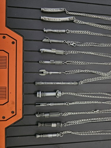 Darth Maul Lightsaber necklace pendant - Picture 2 of 2