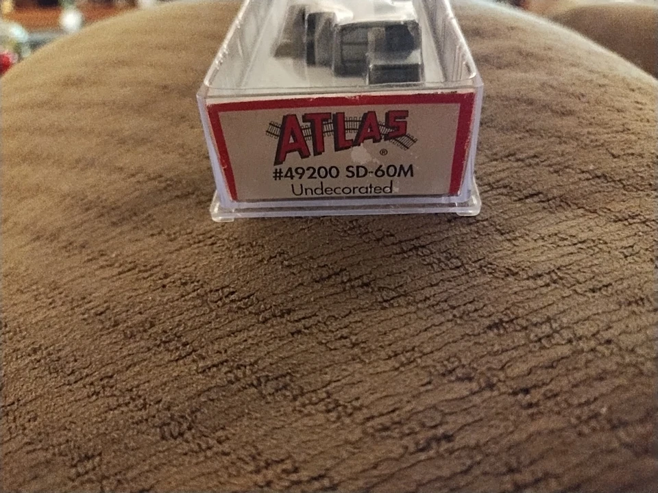 Atlas N-Scale #49200 SD-60M Cyclops Locomotive**Undecorated** - Image 2 of 2