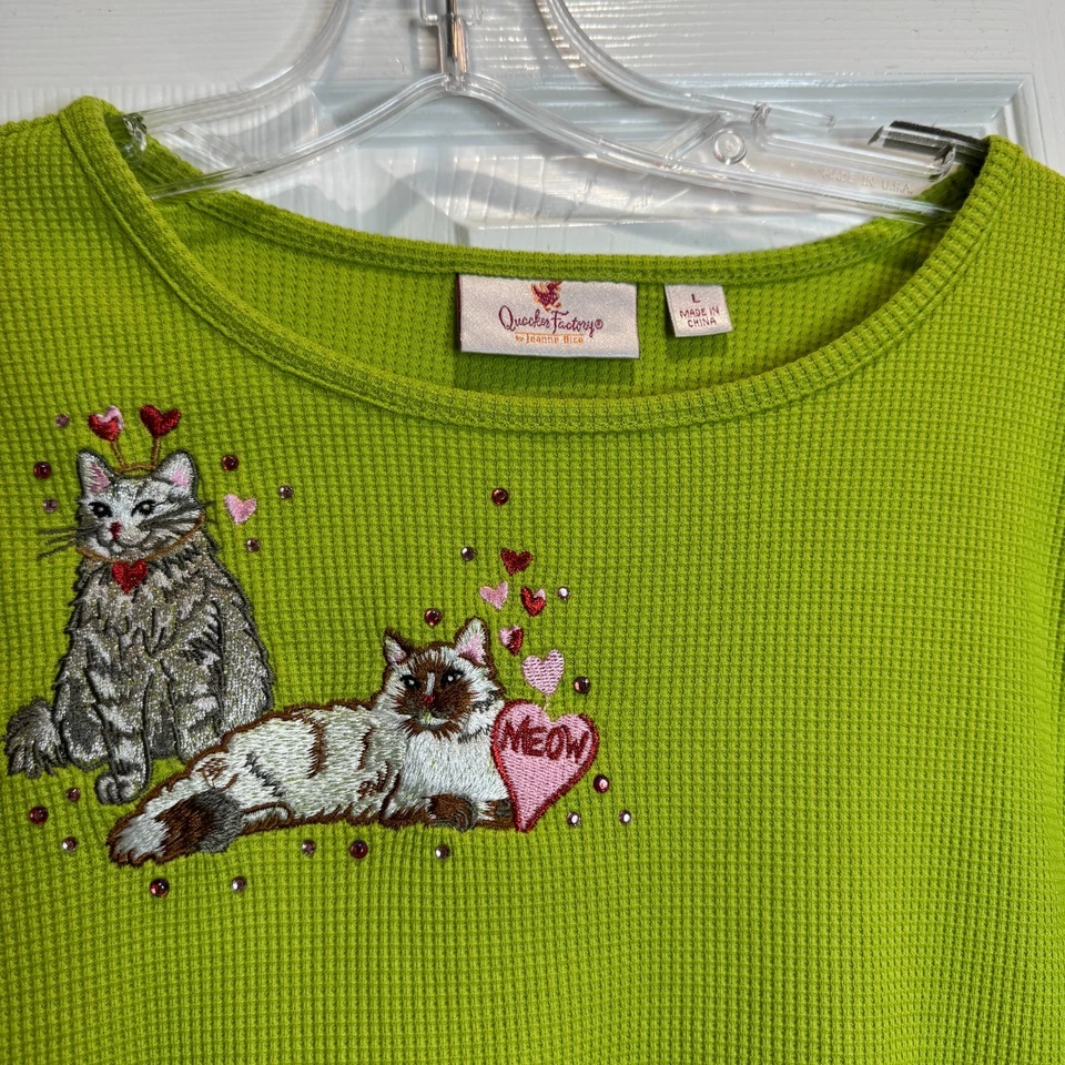 Top Quacker Factory para mujer tejido gofre bordado térmico gatitos con joyas talla L Foto 4 de 4