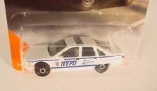 MATCHBOX  7 WHITE NYPD '94 CHEVY CAPRICE CLASSIC POLICE