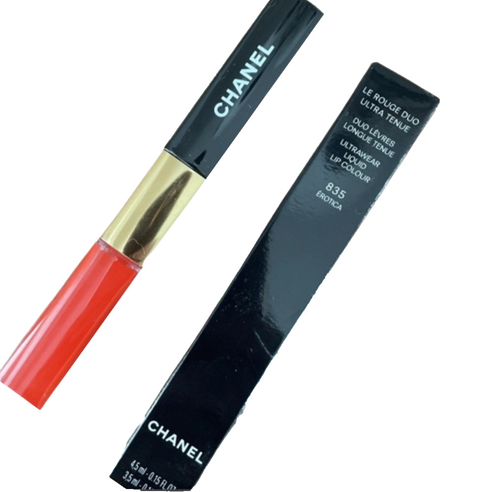 Recensione Chanel Le Rouge Duo 835 Erotica: Il Rossetto No-Transfer