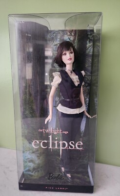 The Twilight Saga Eclipse Alice Barbie Collector s Doll, Pink Label, NIB, Mint!
