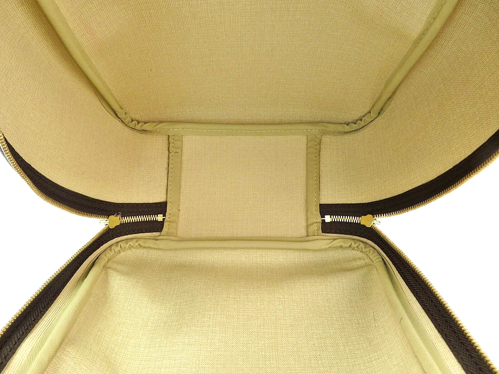 Authentic LOUIS VUITTON Excursion Monogram Shoe B… - image 10