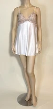 Flora Nikrooz Collection rose embroidered Ivory chemise nightgown size Small NWT