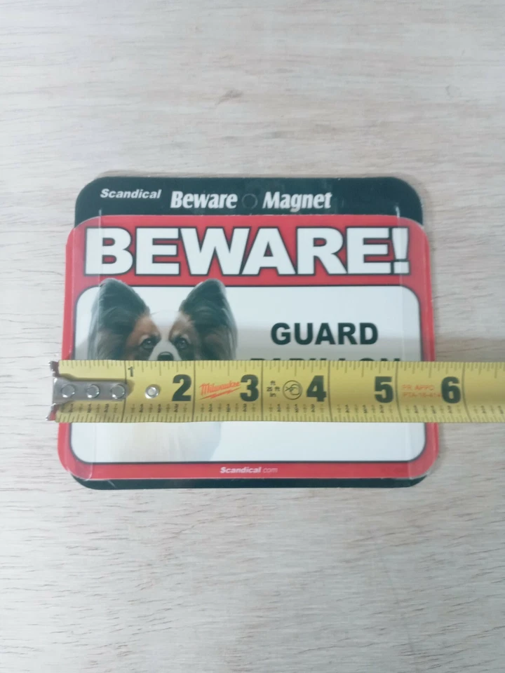 "¡Cuidado! Guard Papillon on Duty" Beware Magnet 5 1/2" x 4" Foto 3 de 3