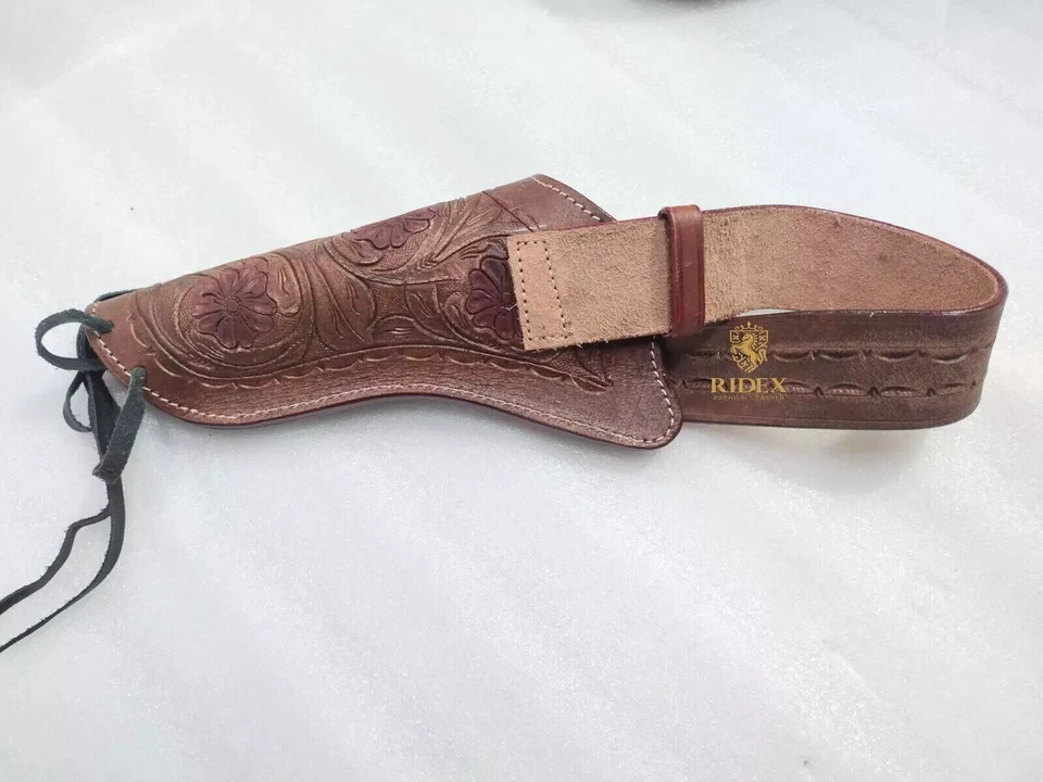 Pistolet revolver classique Western HandCraft en cuir usiné. - Photo 4/4