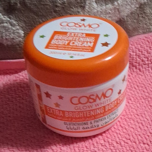 COSMO Glow White Extra Brightening Body Cream with Glutathione