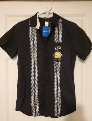 Disney Pixar Wall-E  Size XS Short Sleeve Button Up Shirt NEW w tag kids adult