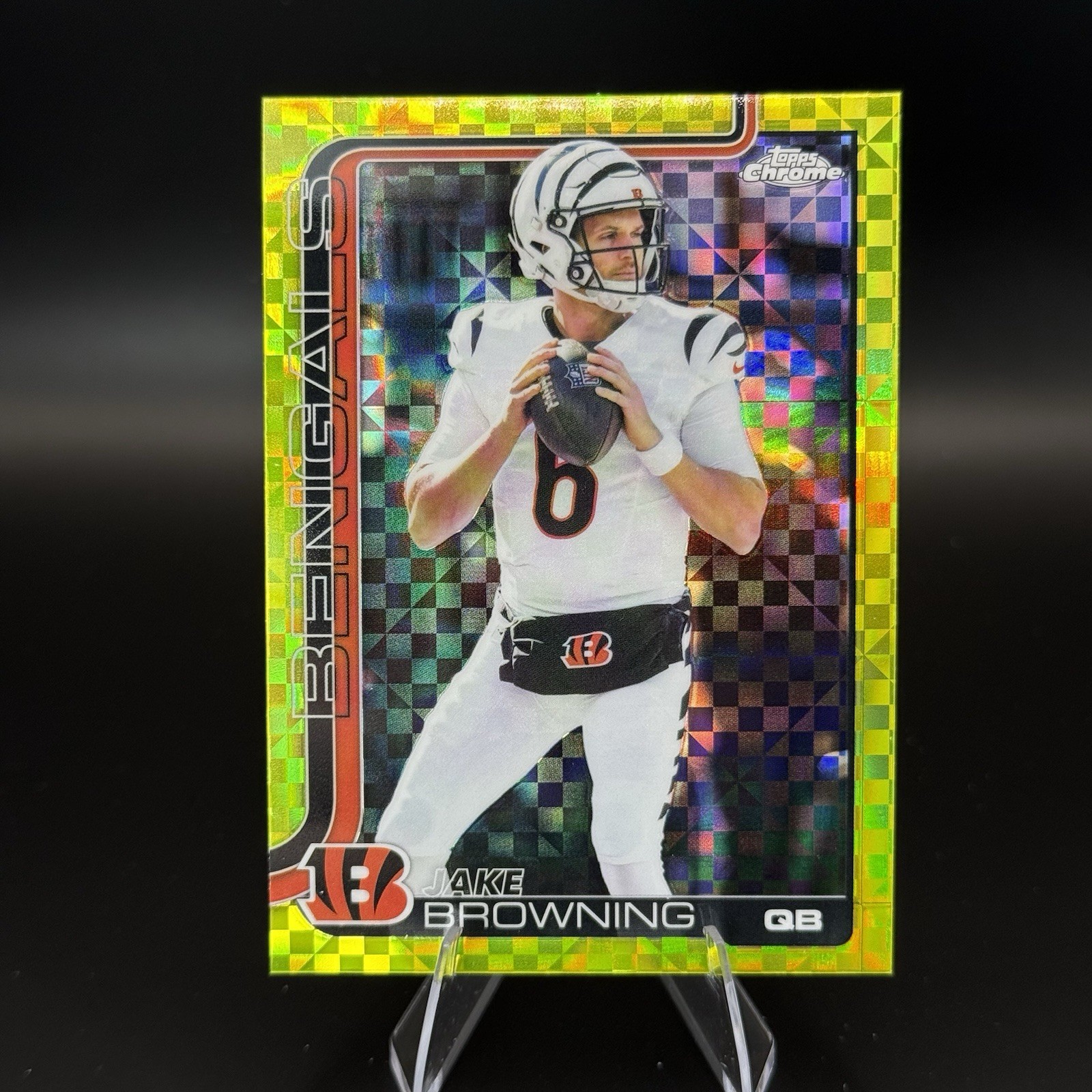 2025 Topps Chrome Football Jake Browning Lime Green Xfractor - Bengals