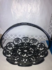 Black Rod Iron Metal Round Decorative Basket W/Handle-10”x9”x7”