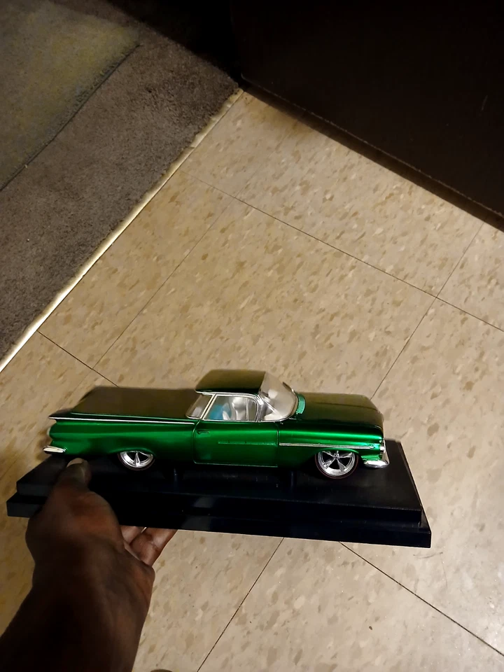 风火轮经典 1/18 '59 EL CAMINO 58032 — 第 3/3 张图片