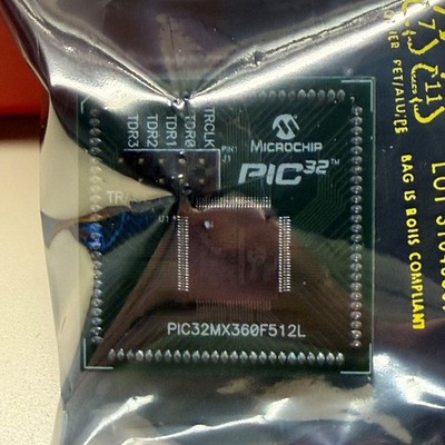 Microchip MA320001  PIC32MX 100P QFP to 100P Plug-In-Module