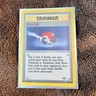 Pokémon TCG Poké Ball Trainer Common Jungle 64/64 Unlimited Regular 1999 EN