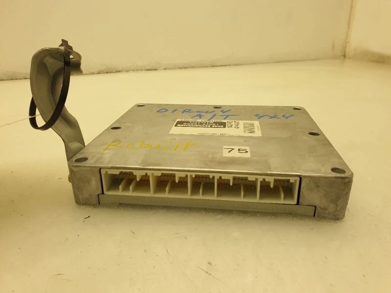 Toyota RAV4 2001 2,0 L 4x4 motor módulo de control electrónico montaje ECM Foto 3 de 4