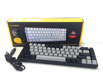E-YOOSO Z-686 Wired 68 Keys RGB Light Effect Mechanical Gaming Keyboard Used