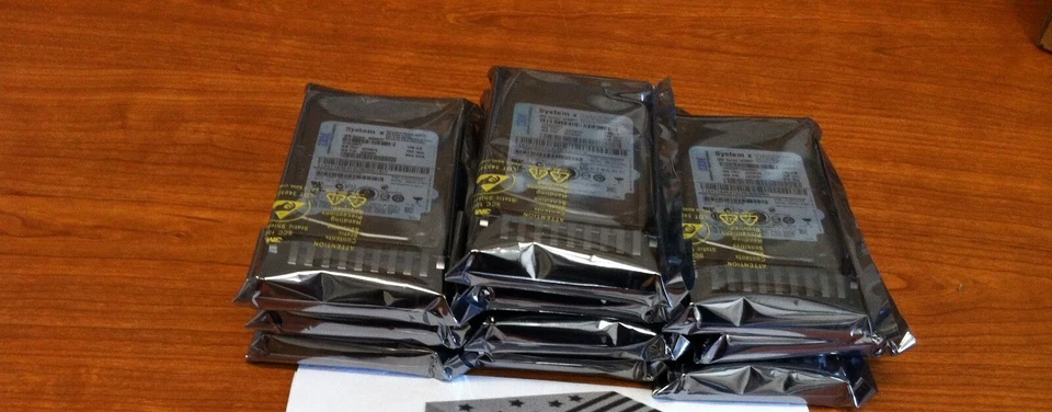 IBM 00Y2430 00Y2503 STORAGEWIZE 600GB 10K 6GB SAS 2.5" Hard drive - Image 2 of 2