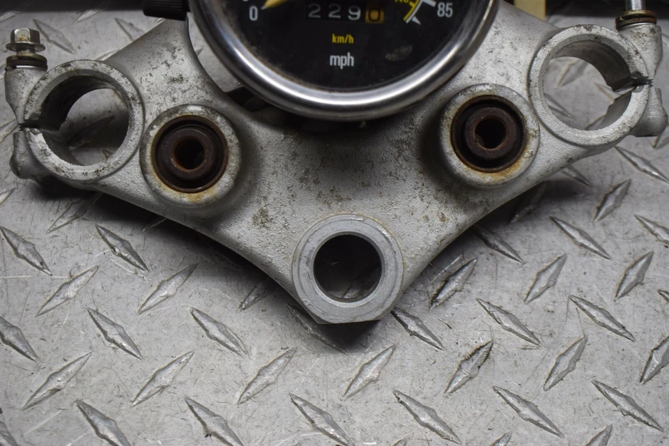 BD1 VELOCÍMETRO TABLERO CALIBRE TRIPLE ÁRBOL 88 YAMAHA ROUTE 66 XV250 XV 250 ENVÍO GRATUITO Foto 3 de 4