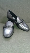 KARL LAGERFELD WOMEN FLATS SHOES SILVER SIZE 7-7.5