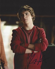 KYLE GALLNER SIGNED AUTHENTIC 'SMALLVILLE' BART ALLEN 8x10 PHOTO w/COA ACTOR