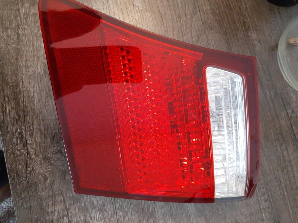 Toyota Genuine Lexus USF40 LS460 LED Tail Light Lamp Right KOITO