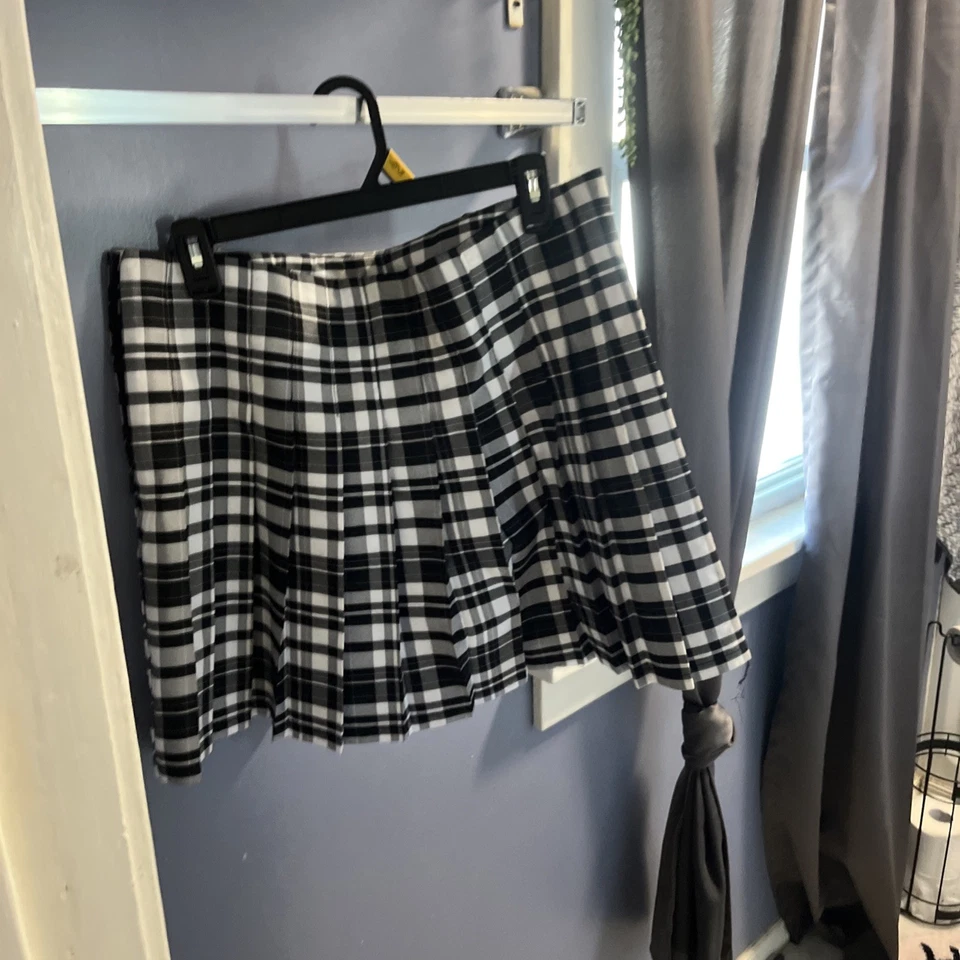 Plaid Pleated Mini Skirt Black/Gray, Punk/Goth, Size Xl - Image 4 of 4