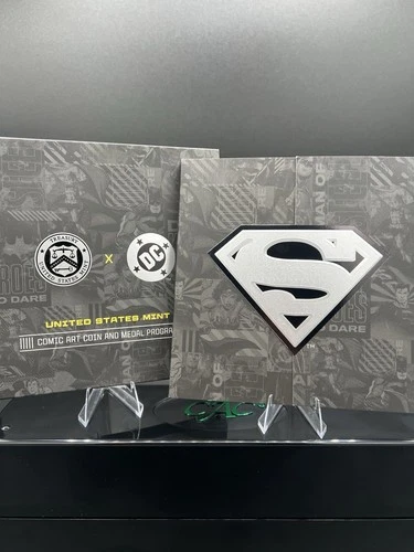 2025 Super Man DC Comic Art Coin Series 1 - One Troy Oz 9999 Fine Silver