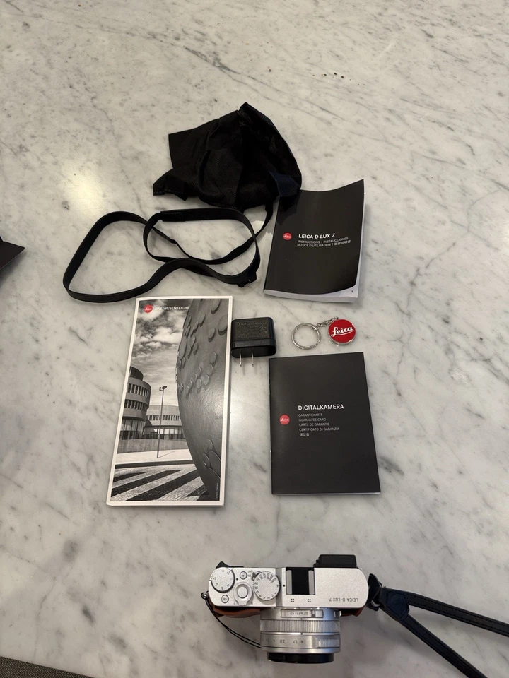 Leica D-LUX7 19116 Compact Digital Camera - With Case And Box - Image 4 of 4