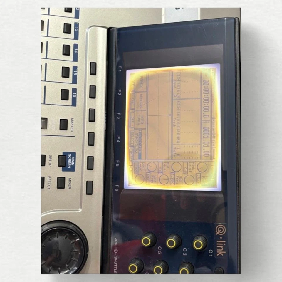 AKAI DPS16 Digital Recorder 24bit 96kHz Analog Out Kopfhörer Tragbar Silber - Bild 2 von 4