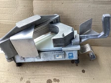 Nemco Tomato Slicer Restaurant Quality Works Great  3/8inch slices