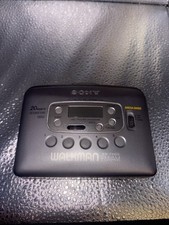 Sony WM-FX425 AM/FM Radio Cassette Player Walkman