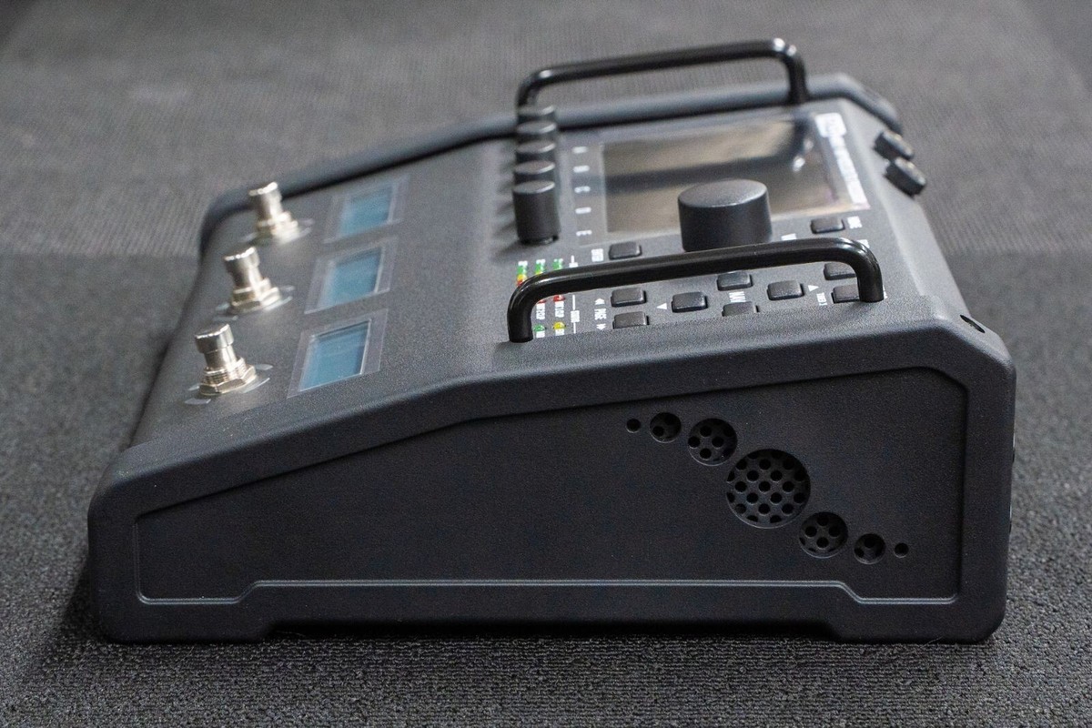 Fractal Audio Systems / FM3 MK II Turbo for BASS New, unused Fractal Audio Systems / FM3 MK II Turbo for BASS New, unused