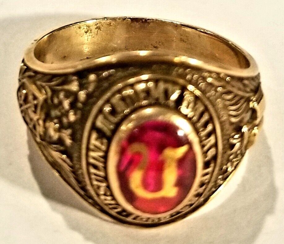 1969 Balfour 10K Gold Red Stone Class Ring Ursuline Academy 1969 Balfour 10K Gold Red Stone Class Ring Ursuline Academy