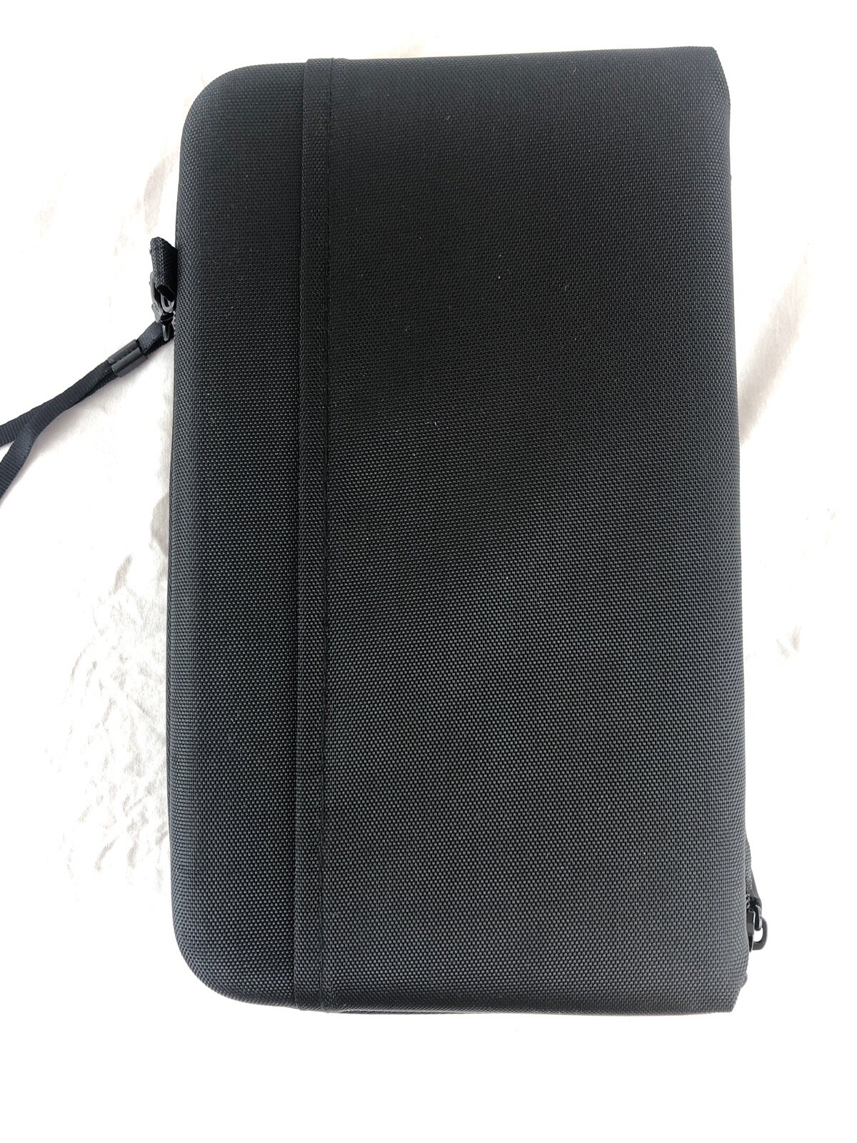 AmazonBasics Universal Travel Case for Small Electronics and