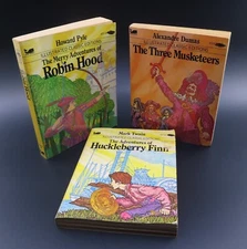 3 Paperback Moby Books Illustrated Classic Editions LOT Huck Finn Robin Hood