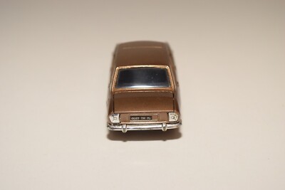 Dinky toys Meccano France 1/43 Peugeot 504 Tout ouvrants 1415 Crème Spain en boite d'origine - Collection