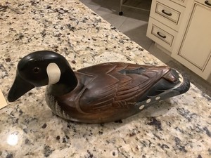Hand Carved Wooden Duck Decoy Mantle Piece Lodge Cabin Decor 13" x 6" x 6.5"