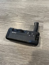 Original SONY VG-C2EM Vertical Battery Grip for Sony A7II, A7RII, A7SII Camera