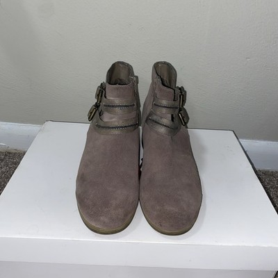 White Mountain Gray Size Bohemian 8.5 Two Strap Buckle Zip Up Bootie 2  Heel