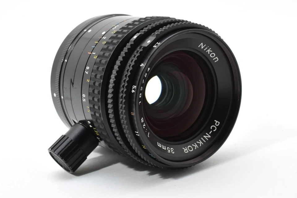 [Excellent] Nikon PC-Nikkor 35mm F/2.8 MF Shift Lens - Image 4 of 4