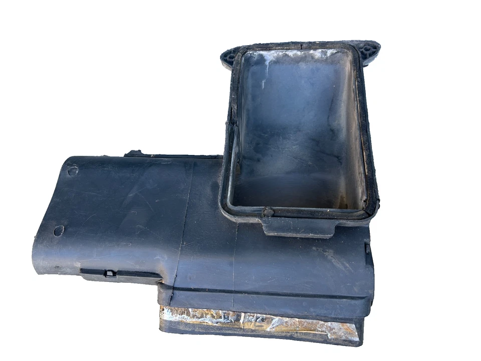 73-87 Chevy GMC Truck K5 Blazer Jimmy Suburban A/C TRANSITION DUCT VENT OEM - Image 2 of 4