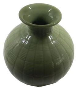 global views vase