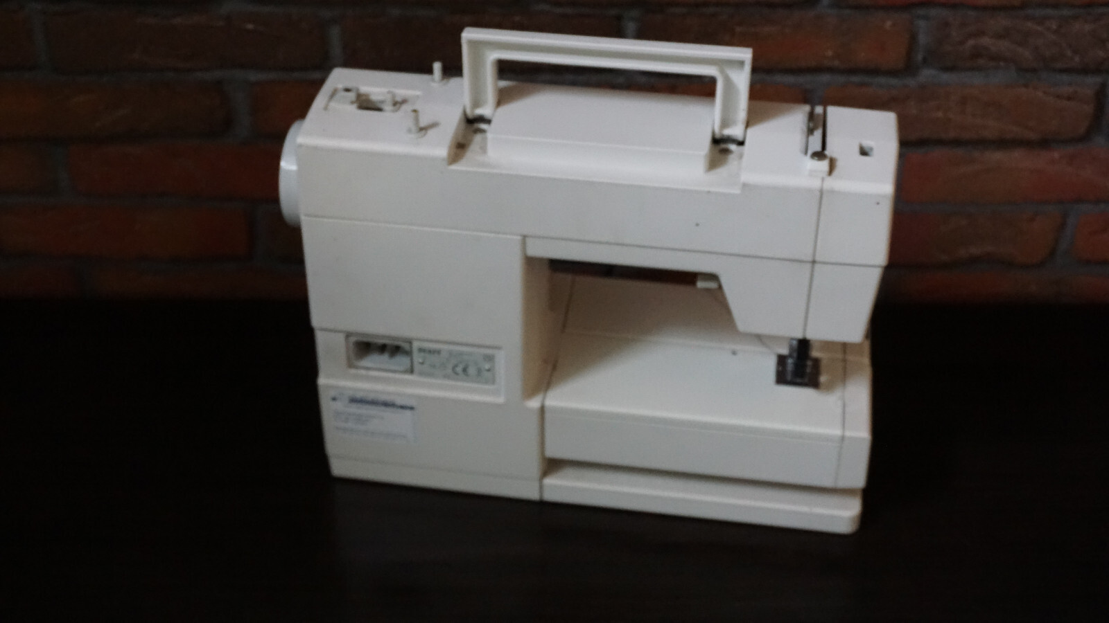 Pfaff Stretch & Jeans 6091 Nähmaschine mit IDT inkl. Koffer + Zubehör