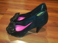 Christian Siriano for Payless Womens High Heels Shoes Black Bow Size 7