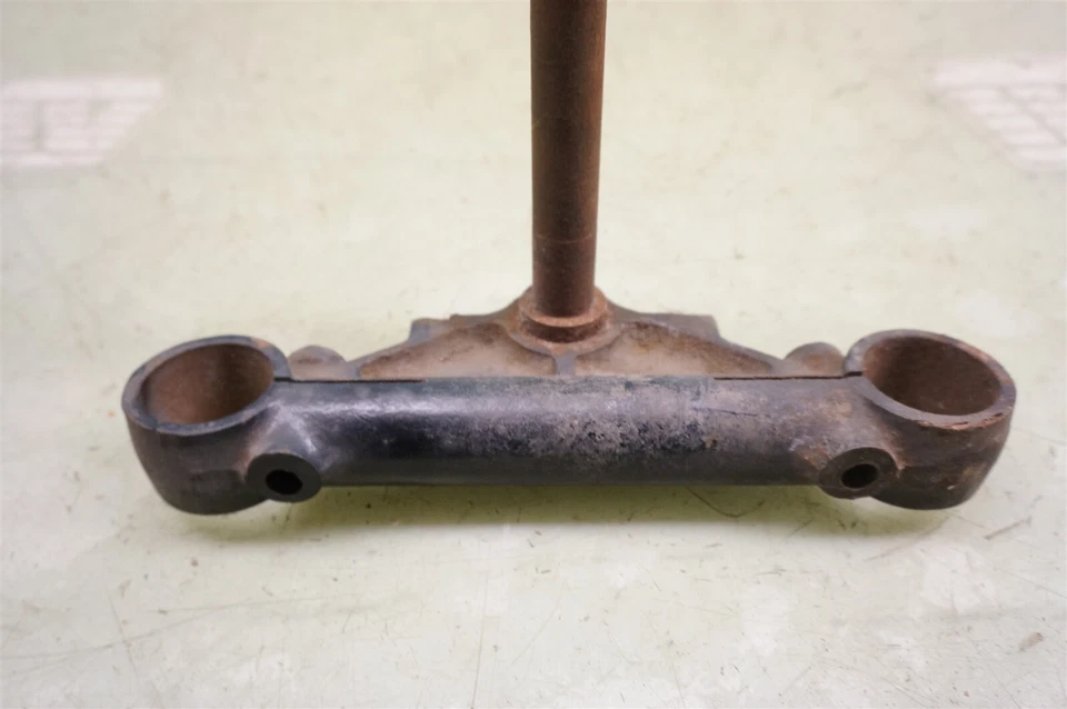 Bsa Triumph 全新 Lower Triple Tree Nos *TZ8 — 第 2/4 张图片