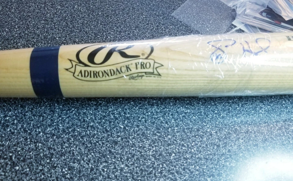 ДЖЕЙСОН ХЕЙВОРД 2011 ПРОСТО НЕСОВЕРШЕННОЛЕТНИЕ ТАЙНА ИЗДАНИЕ АВТОГРАФ ПОЛНЫЙ РАЗМЕР BAT BRAVES  - Изображение 4 из 4